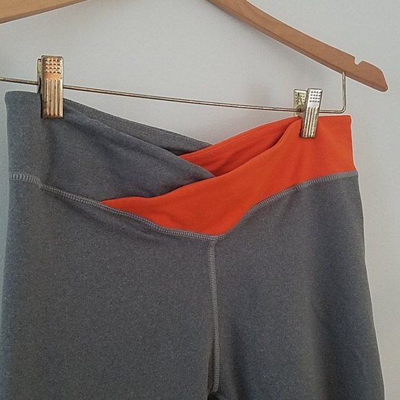 Fabletic Capris - Picture 3 of 3